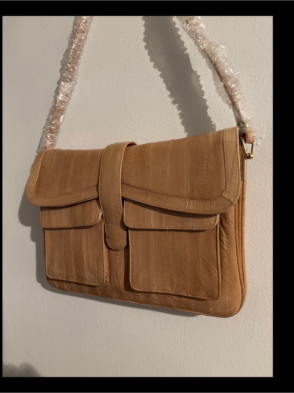 Nwots Circa 1980’s Classic Tan EEL-SKIN Shoulder Bag